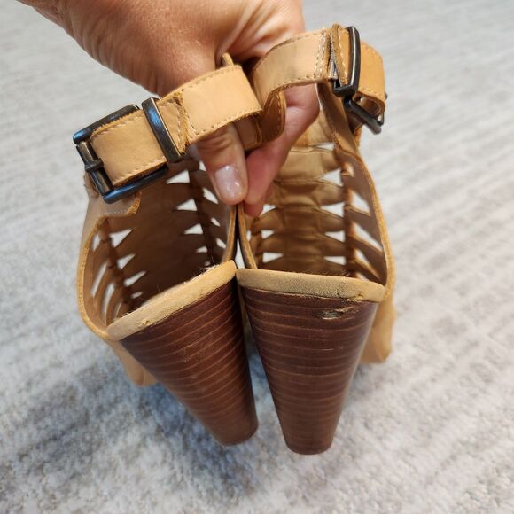 Vince Camuto Elika tan brown sandal block heels Size 8.5 ladies - Picture 7 of 9